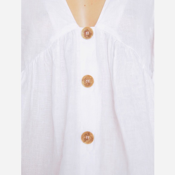 NWOT Zara White Buttoned VNeck Blouse Flowy Sleeve - Picture 6 of 8